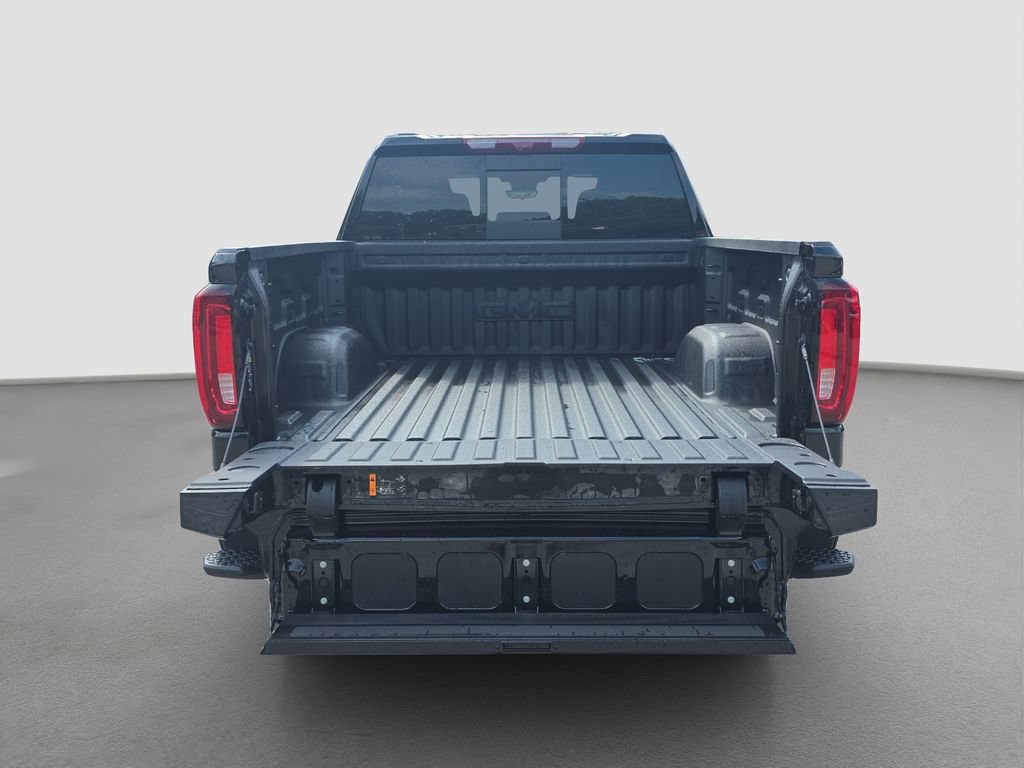 New 2026 GMC Sierra 1500 Denali w/ Technology Package AWD/4WD image 17