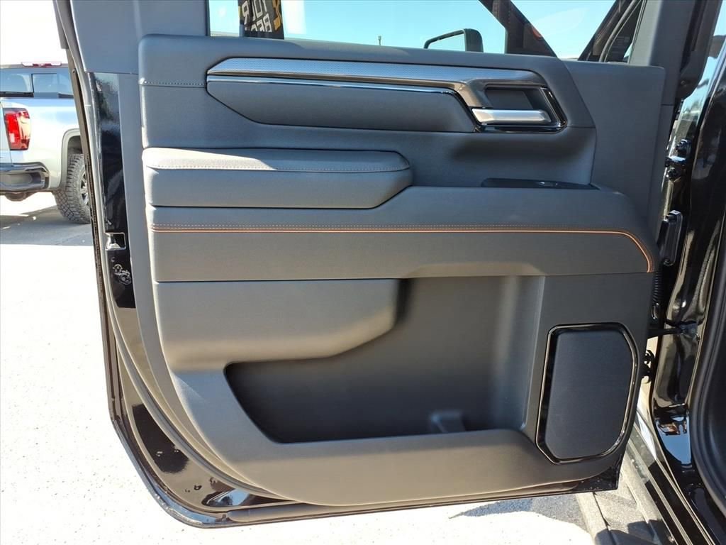 New 2026 GMC Sierra 2500 AT4 w/ AT4 Premium Plus Package image 18