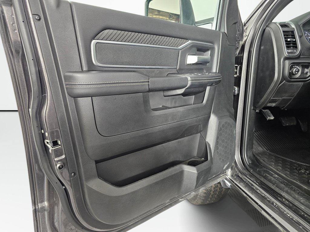 New 2026 RAM 3500 Big Horn AWD/4WD image 20