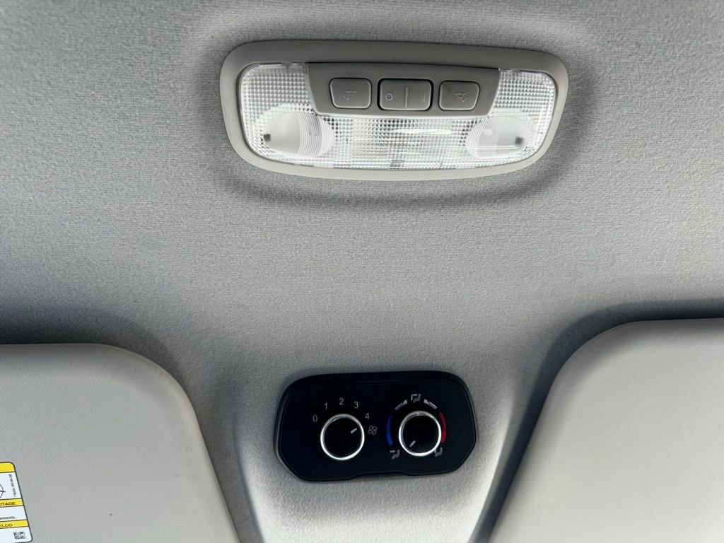 Used 2020 Ford Transit 350 XLT image 28