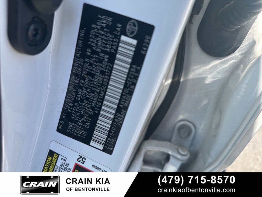 Used 2020 Toyota Camry SE image 19