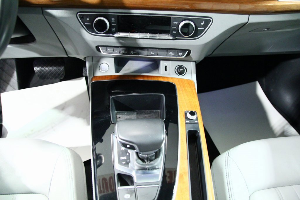 Used 2021 Audi Q5 2.0T Premium Plus w/ Premium Plus Package image 19