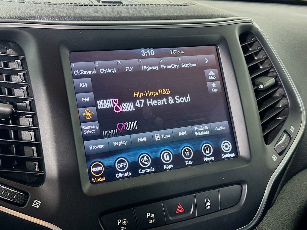 Certified 2023 Jeep Cherokee Altitude Lux w/ Lux Elite Package image 25