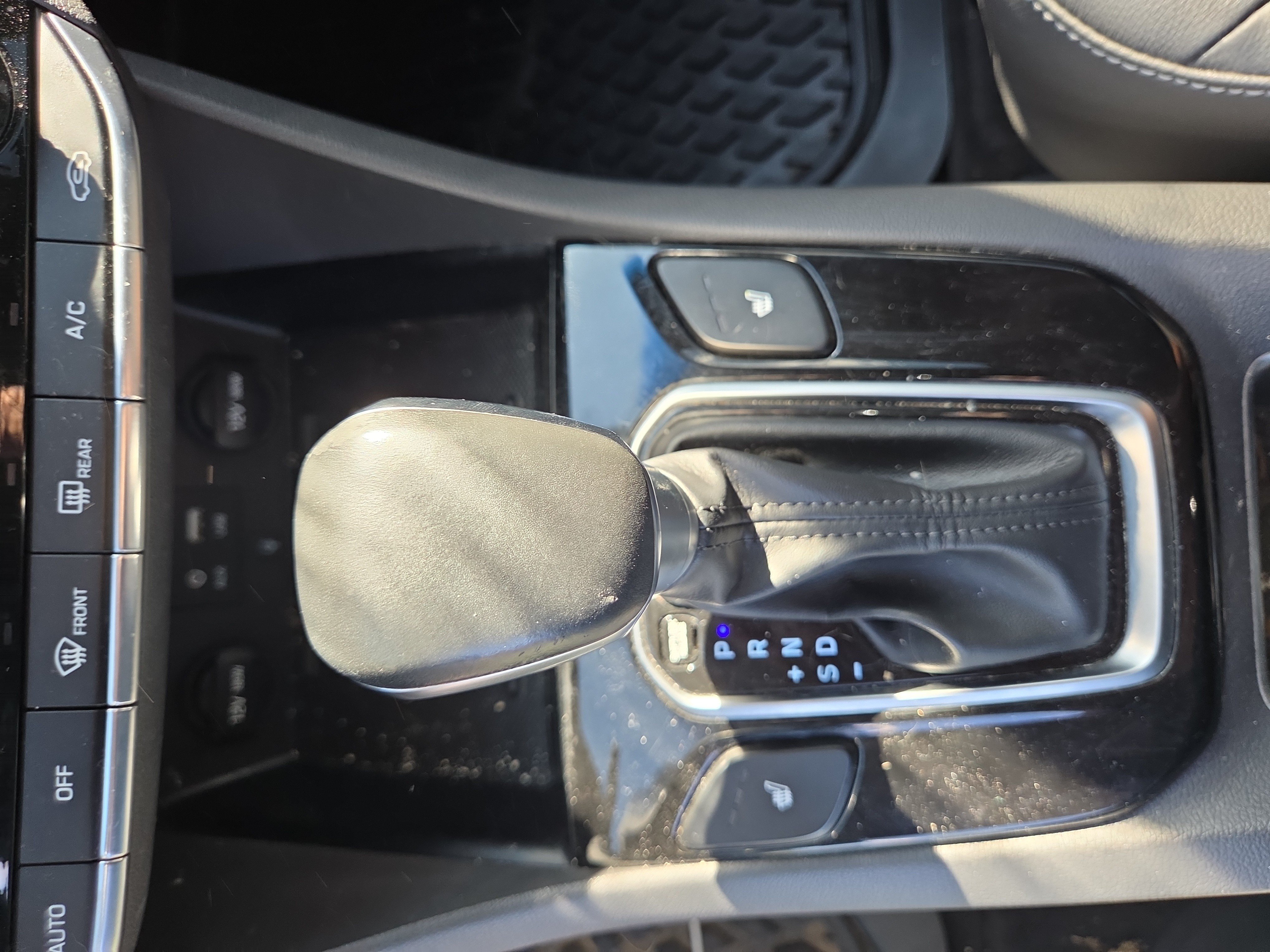 Used 2019 Hyundai Ioniq Limited w/ Ultimate Package 02 FWD image 8
