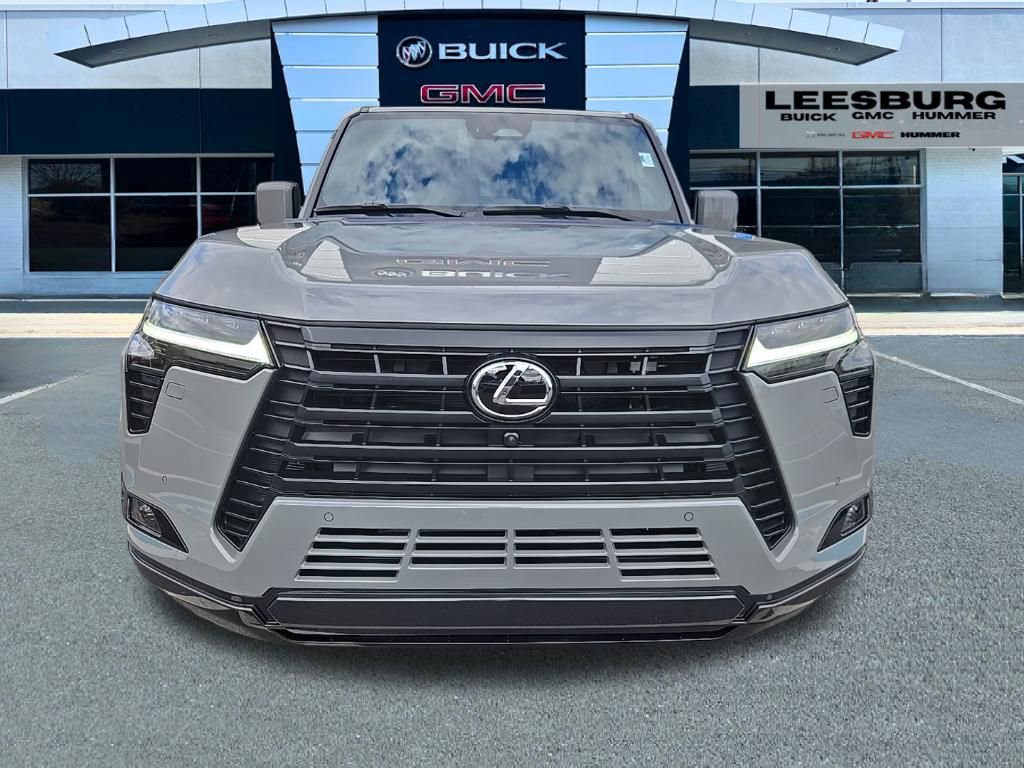 Used 2025 Lexus GX 550 w/ Accessory Package (2T) image 2