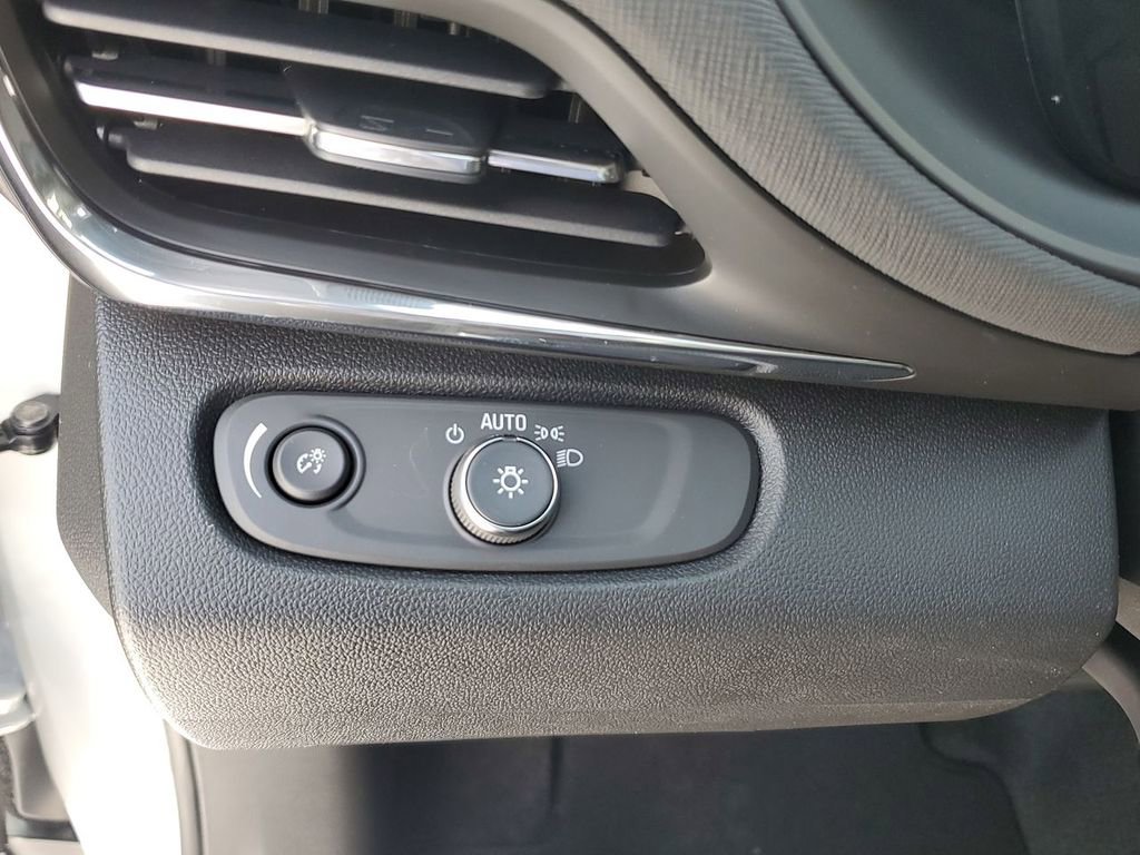 New 2025 Buick Envista Preferred w/ Convenience I Package image 18