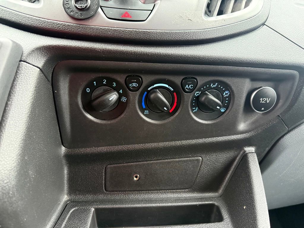Used 2019 Ford Transit 350 XLT image 12