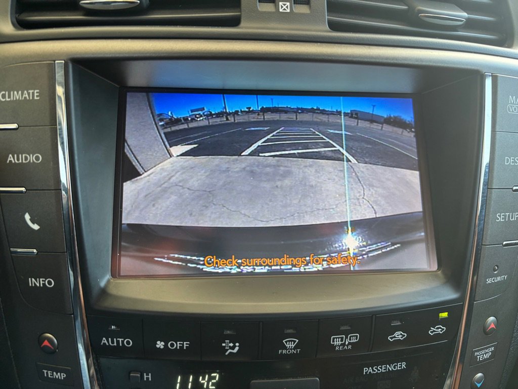 Used 2014 Lexus IS 250C w/ Luxury Package RWD image 14