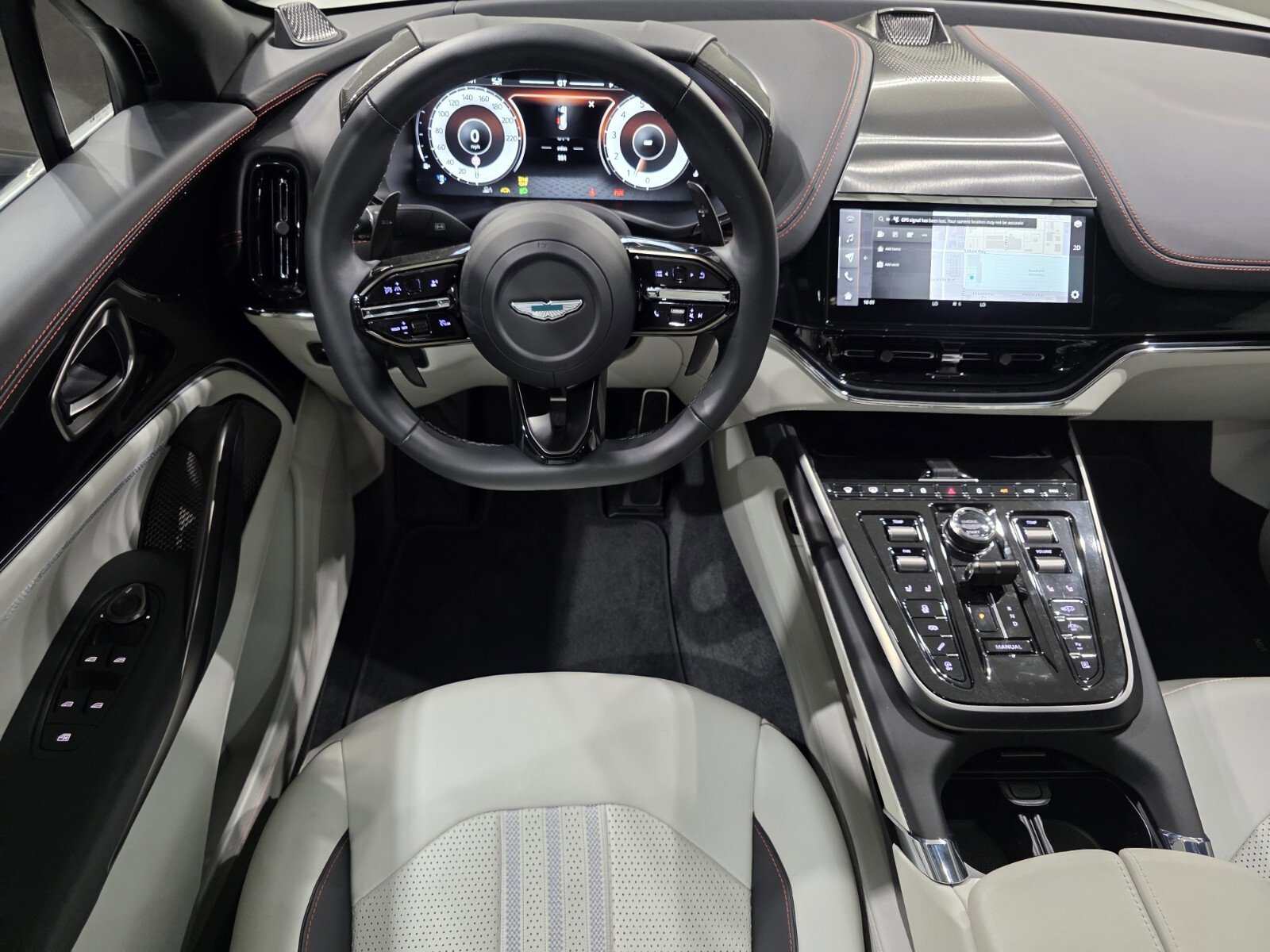 New 2025 Aston Martin DBX 707 image 10