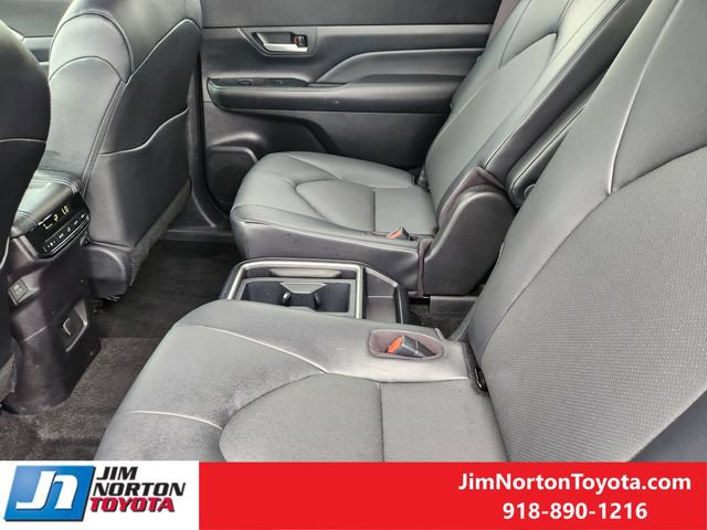 Used 2026 Toyota Grand Highlander FWD image 29