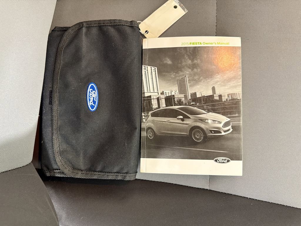 Used 2015 Ford Fiesta S image 33