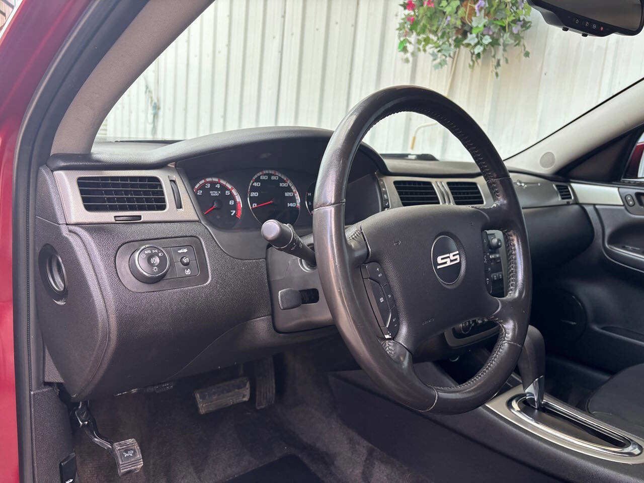Used 2009 Chevrolet Impala SS w/ Convenience Package image 11