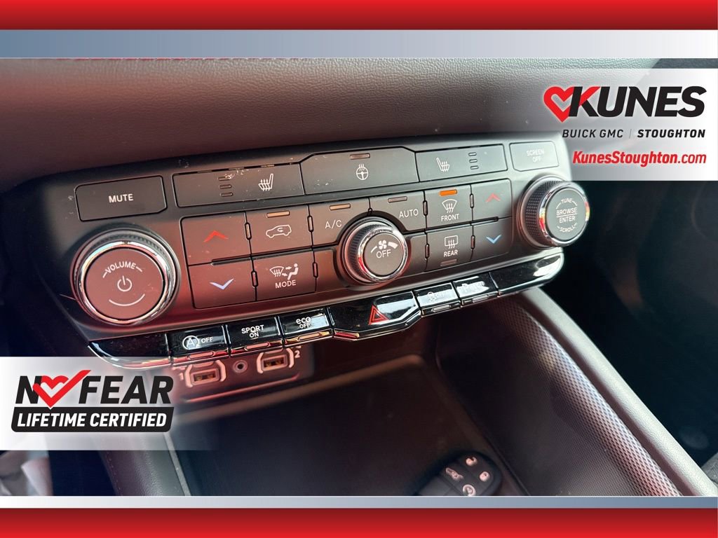 Used 2026 Dodge Durango GT image 33