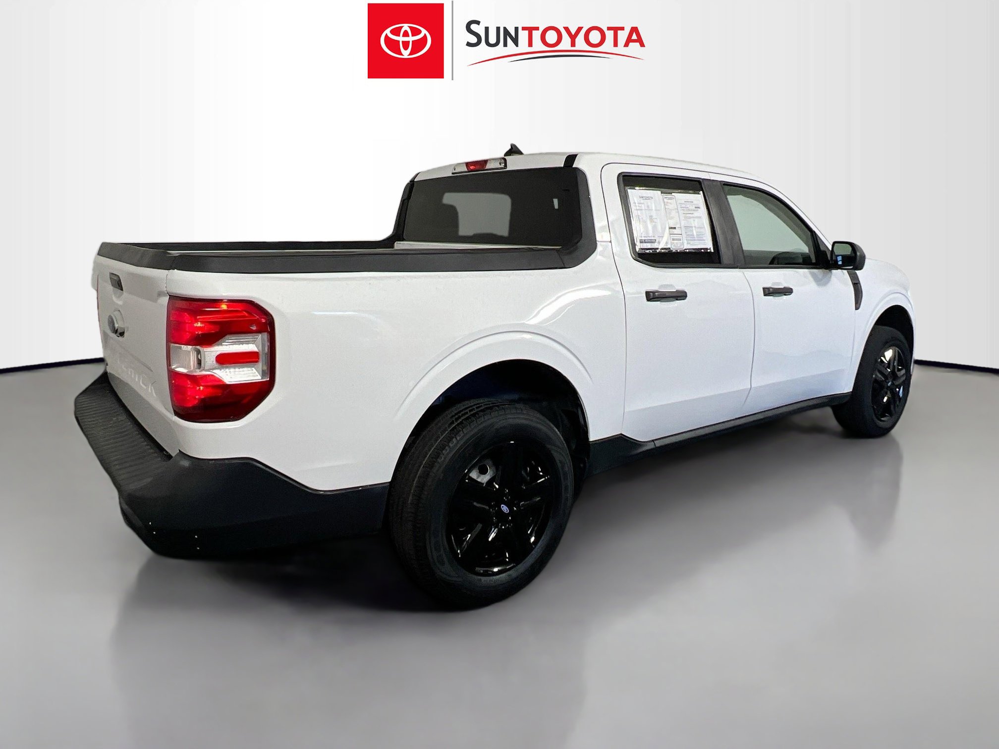 Used 2022 Ford Maverick XL FWD image 4