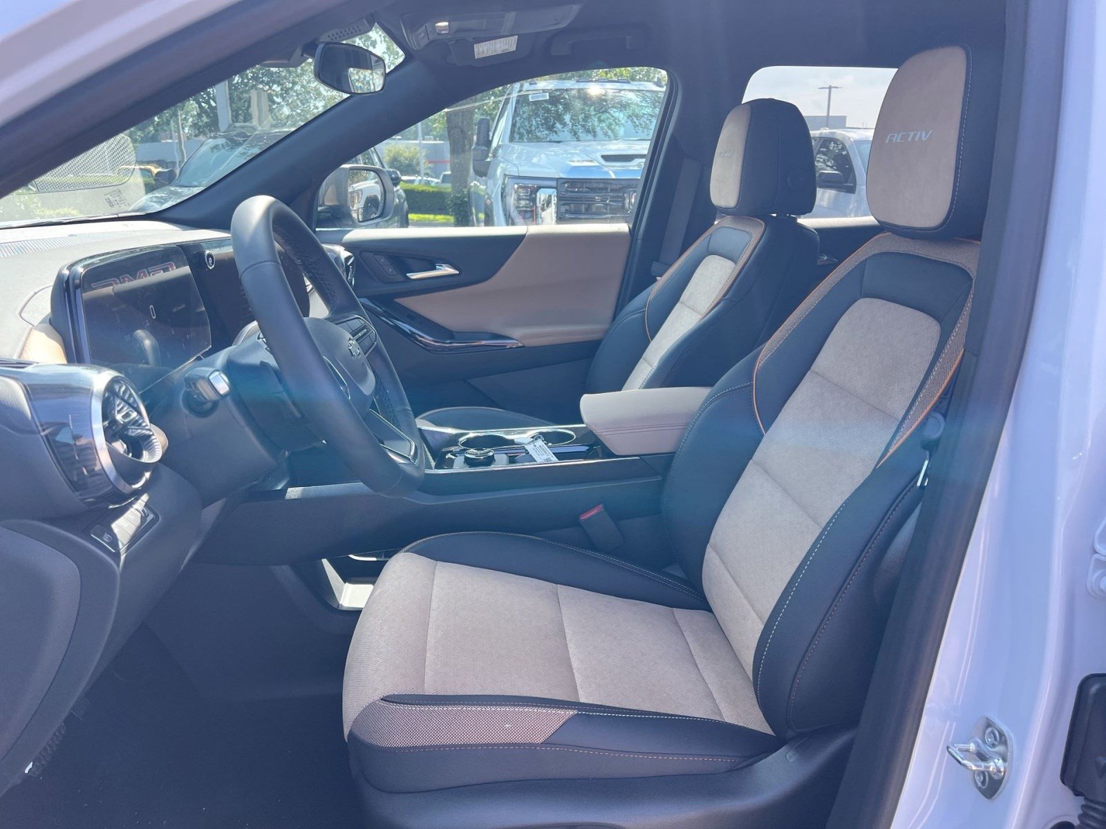 New 2026 Chevrolet Equinox ACTIV image 12