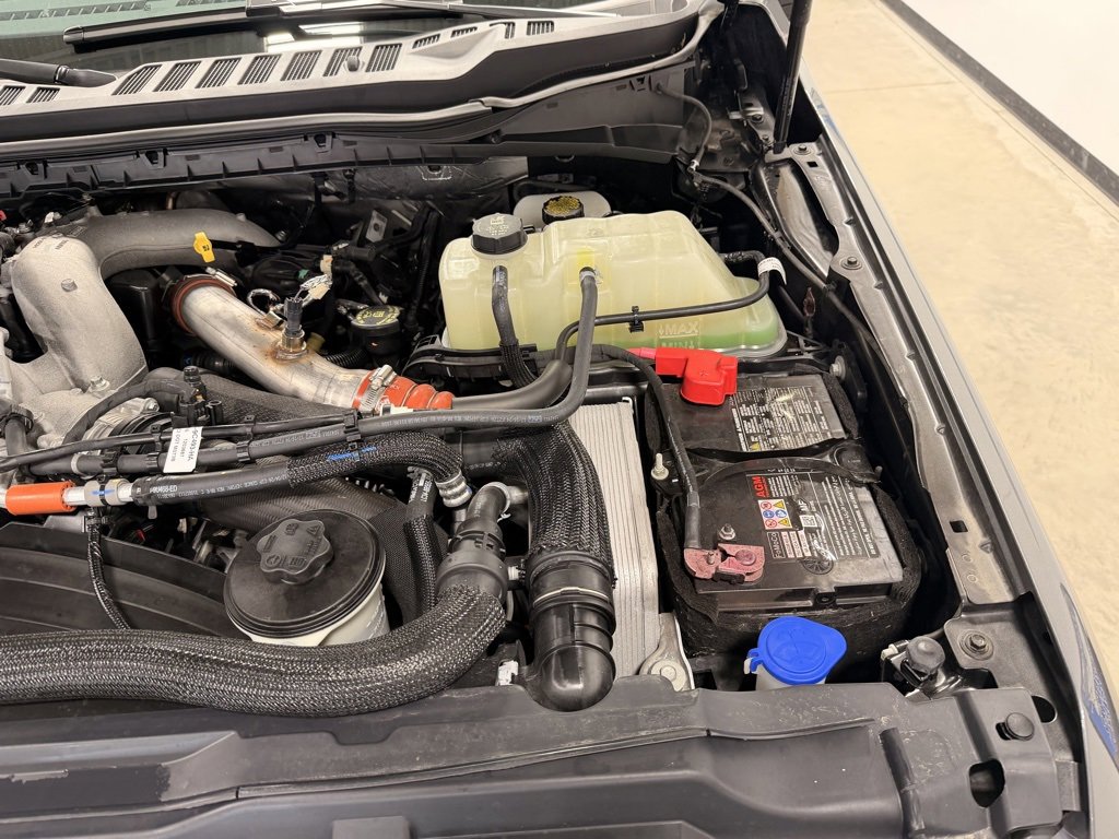 Used 2025 Ford F450 Platinum w/ FX4 Off-Road Package image 37