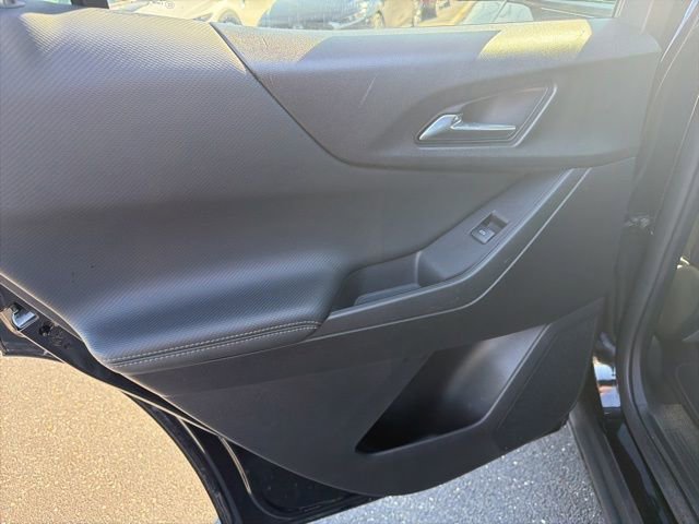 Used 2025 Chevrolet Equinox LT w/ Convenience Package II image 27