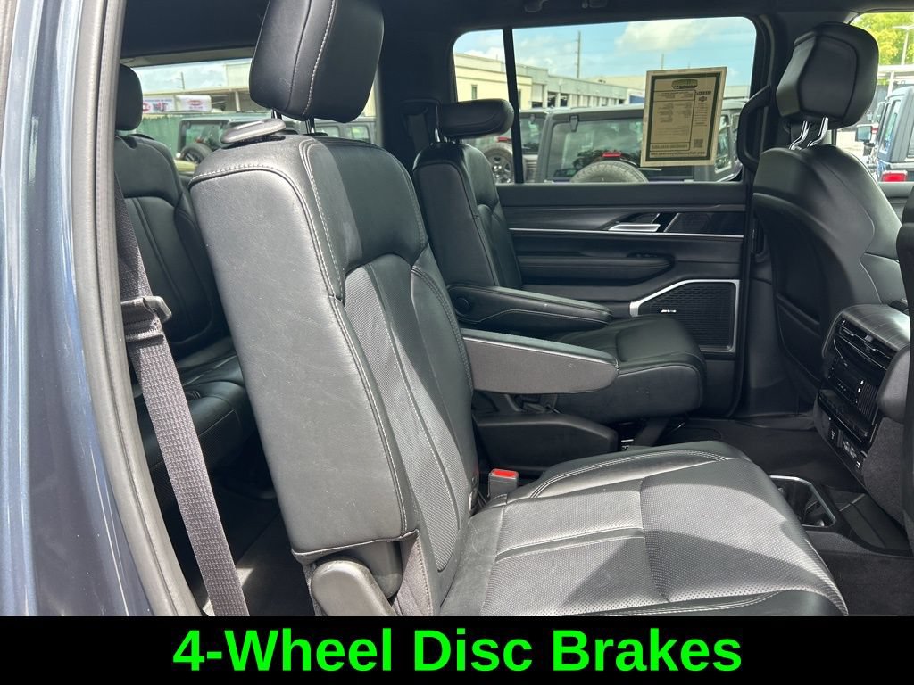 Used 2024 Jeep Wagoneer Series II AWD/4WD image 28