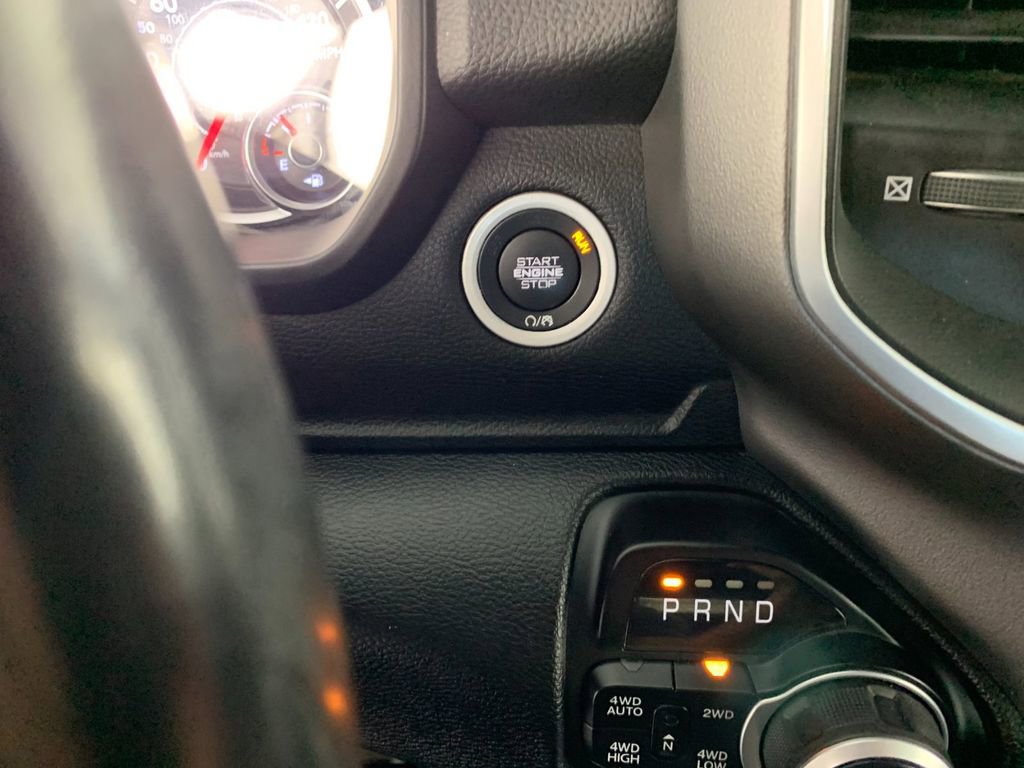 Used 2022 RAM 1500 Big Horn AWD/4WD image 18