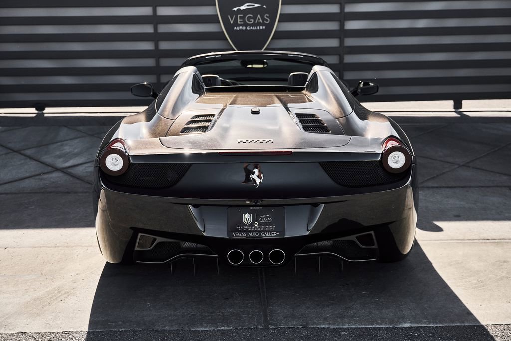 Used 2015 Ferrari 458 Spider RWD image 23