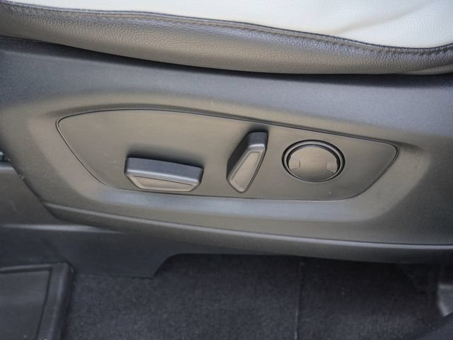 Used 2021 Ford Explorer XLT w/ Equipment Group 202A RWD image 20