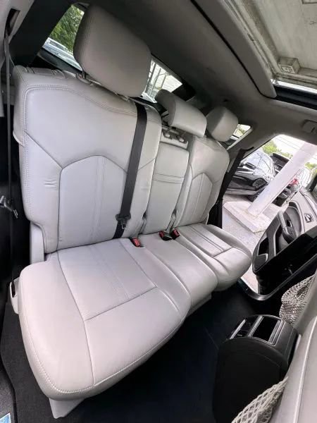 Used 2015 Cadillac SRX Luxury w/ Driver Awareness Package FWD image 22