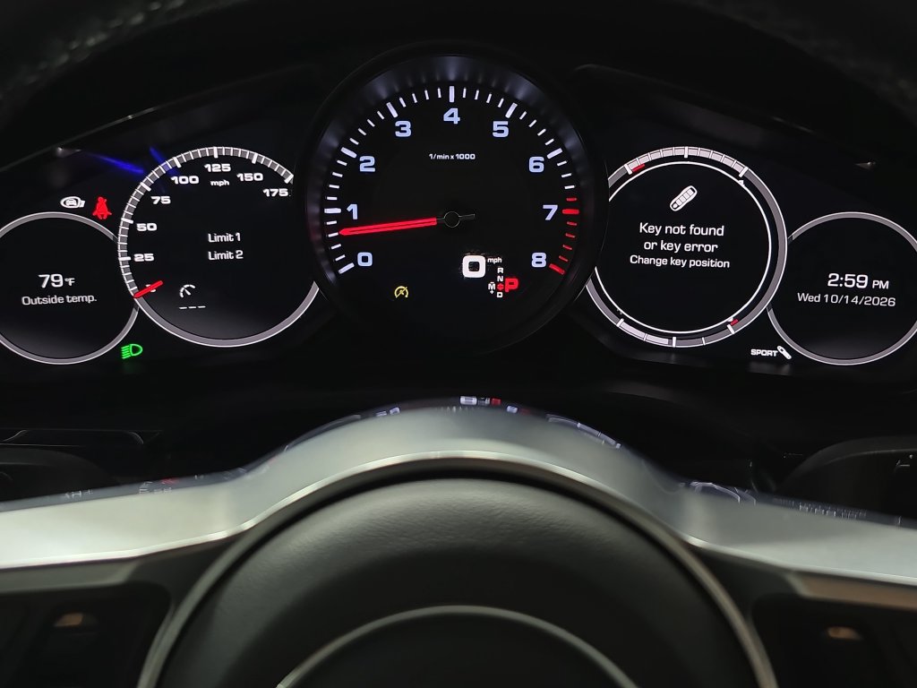Used 2021 Porsche Cayenne Coupe AWD/4WD image 15