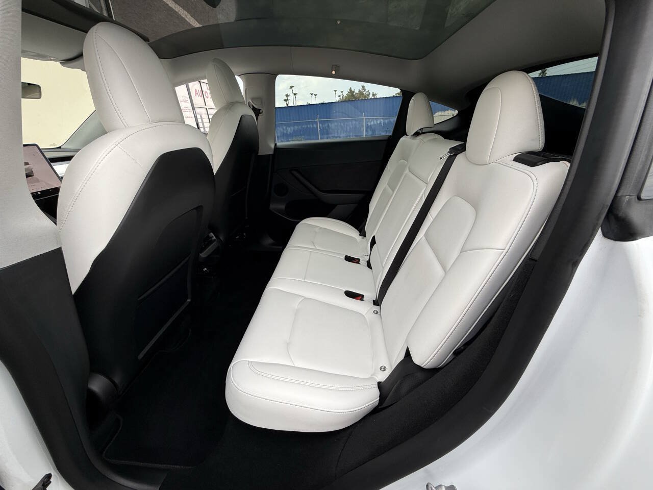 Used 2023 Tesla Model Y Long Range AWD/4WD image 22