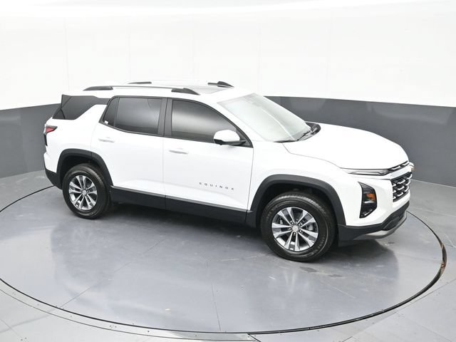 New 2026 Chevrolet Equinox LT w/ Convenience Package II FWD image 61