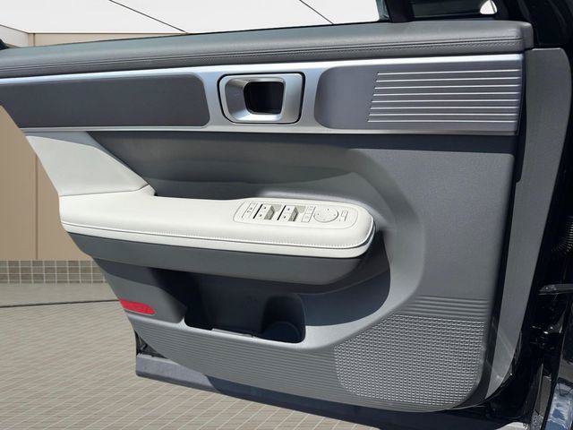 New 2026 Hyundai Santa Fe SEL FWD image 17