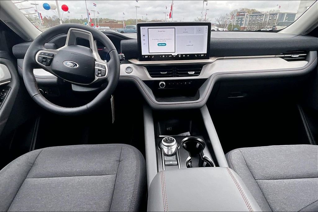 New 2026 Ford Explorer Active image 5