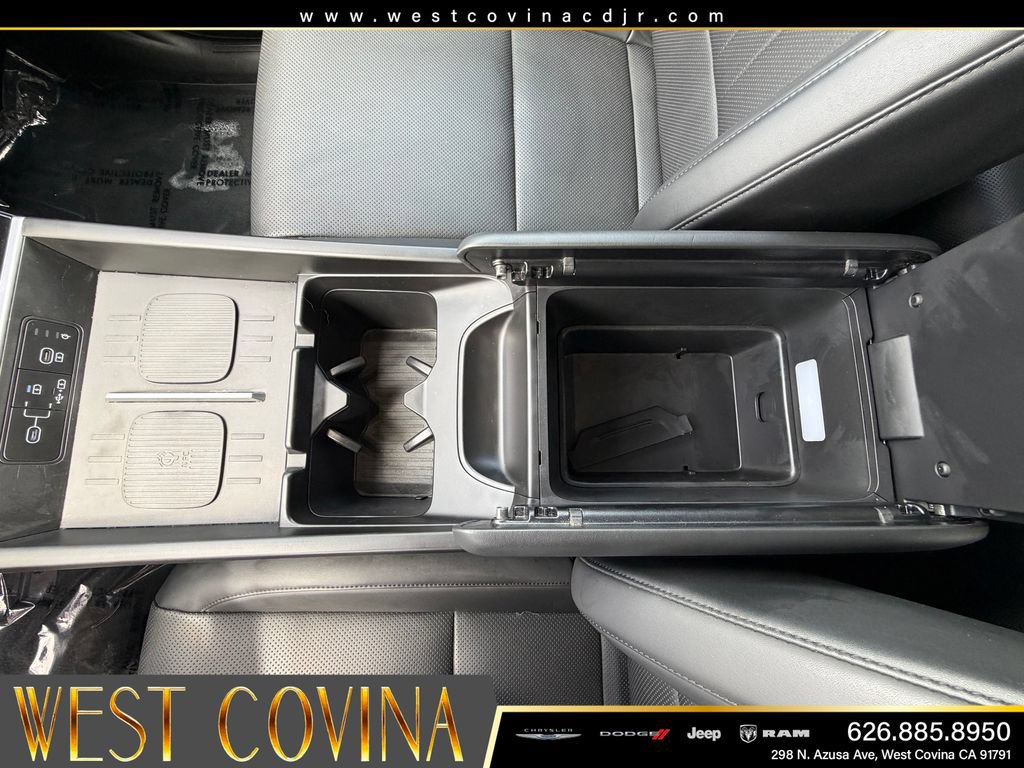 Used 2025 Hyundai Santa Fe SEL AWD/4WD image 23