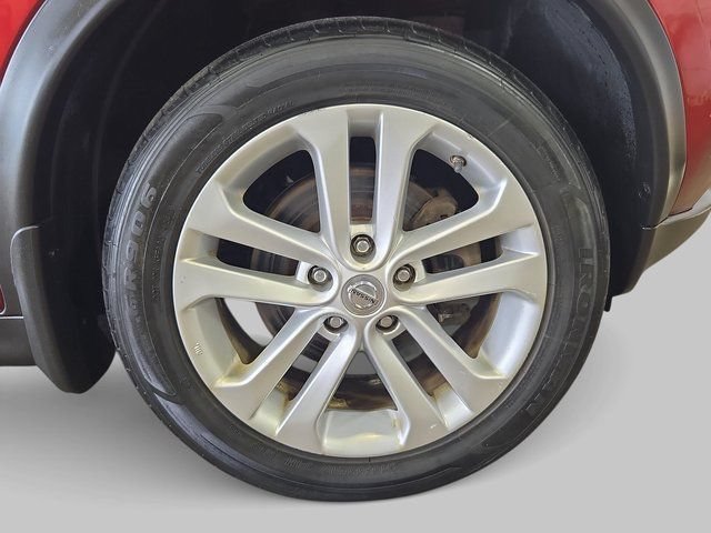 Used 2015 Nissan Juke SV w/ Technology Package AWD/4WD image 38