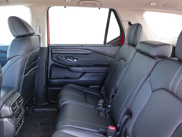 New 2026 Honda Pilot Touring image 22