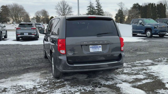 Used 2020 Dodge Grand Caravan SE w/ UConnect Hands-Free Group image 7