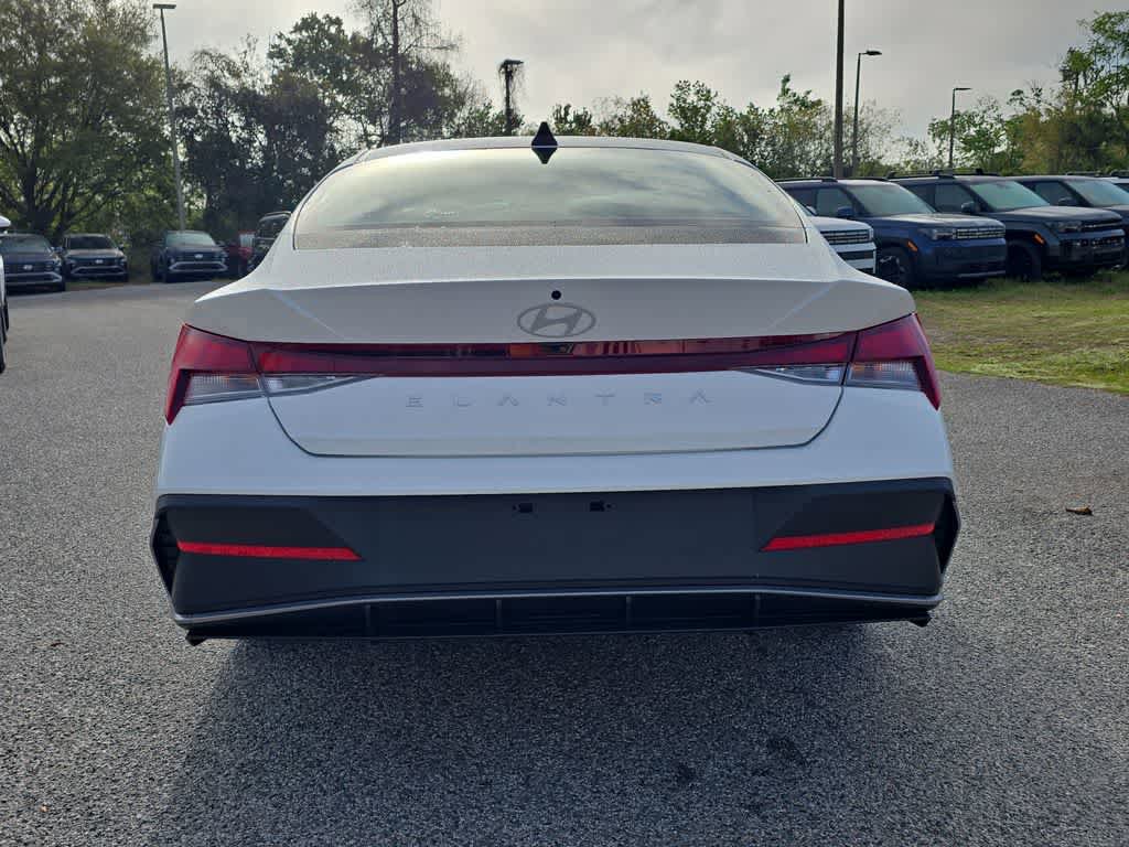 New 2026 Hyundai Elantra SE image 6