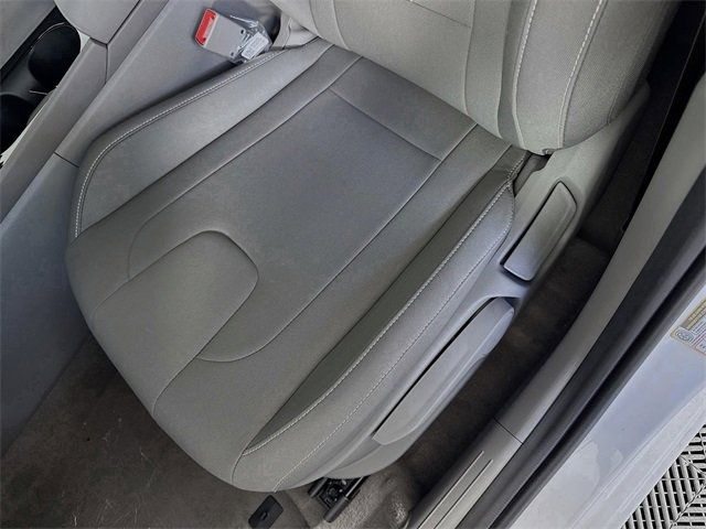 New 2025 Hyundai Elantra Blue image 23