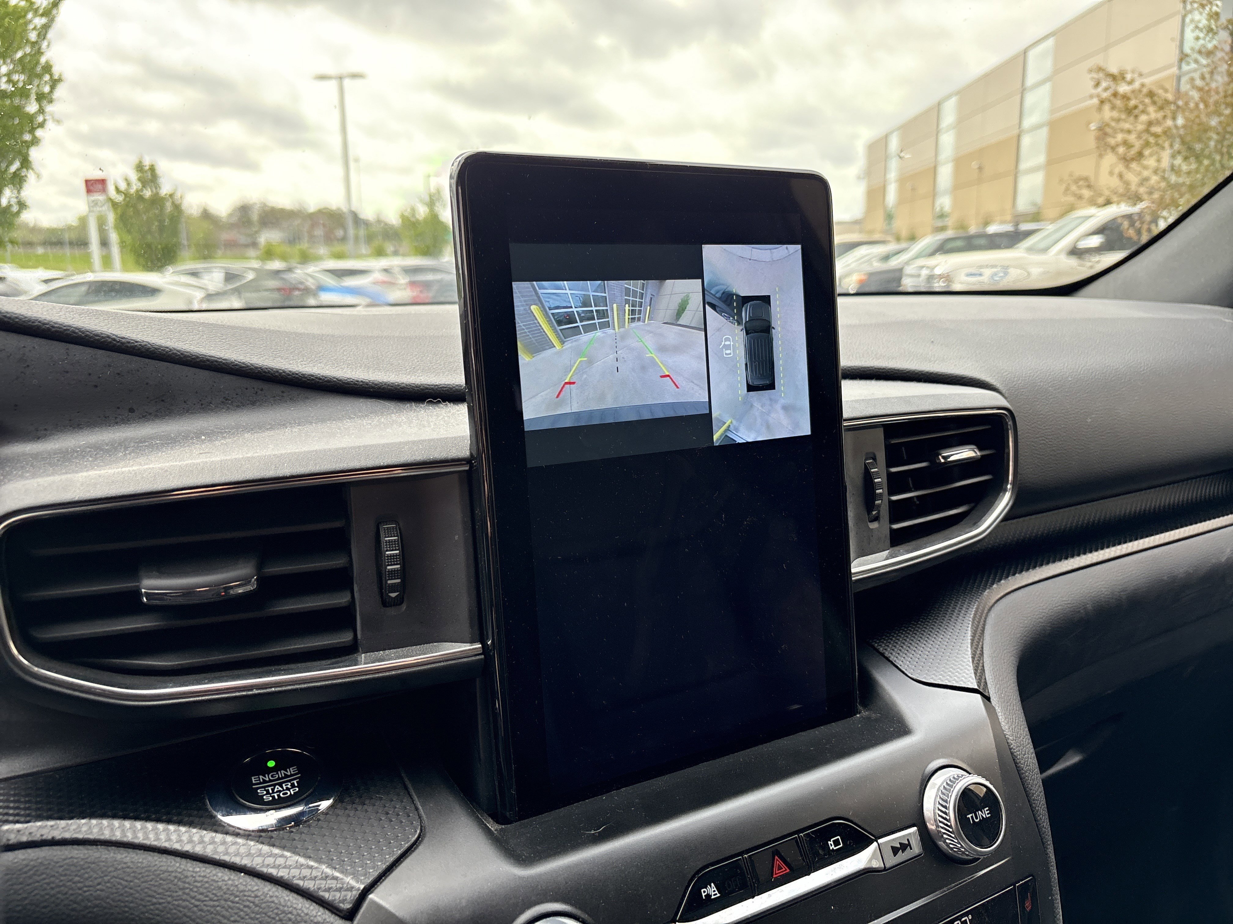 Used 2020 Ford Explorer ST w/ Premium Technology Package image 24