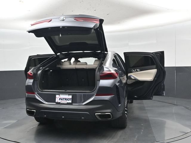 Used 2021 BMW X6 M50i w/ Executive Package AWD/4WD image 58