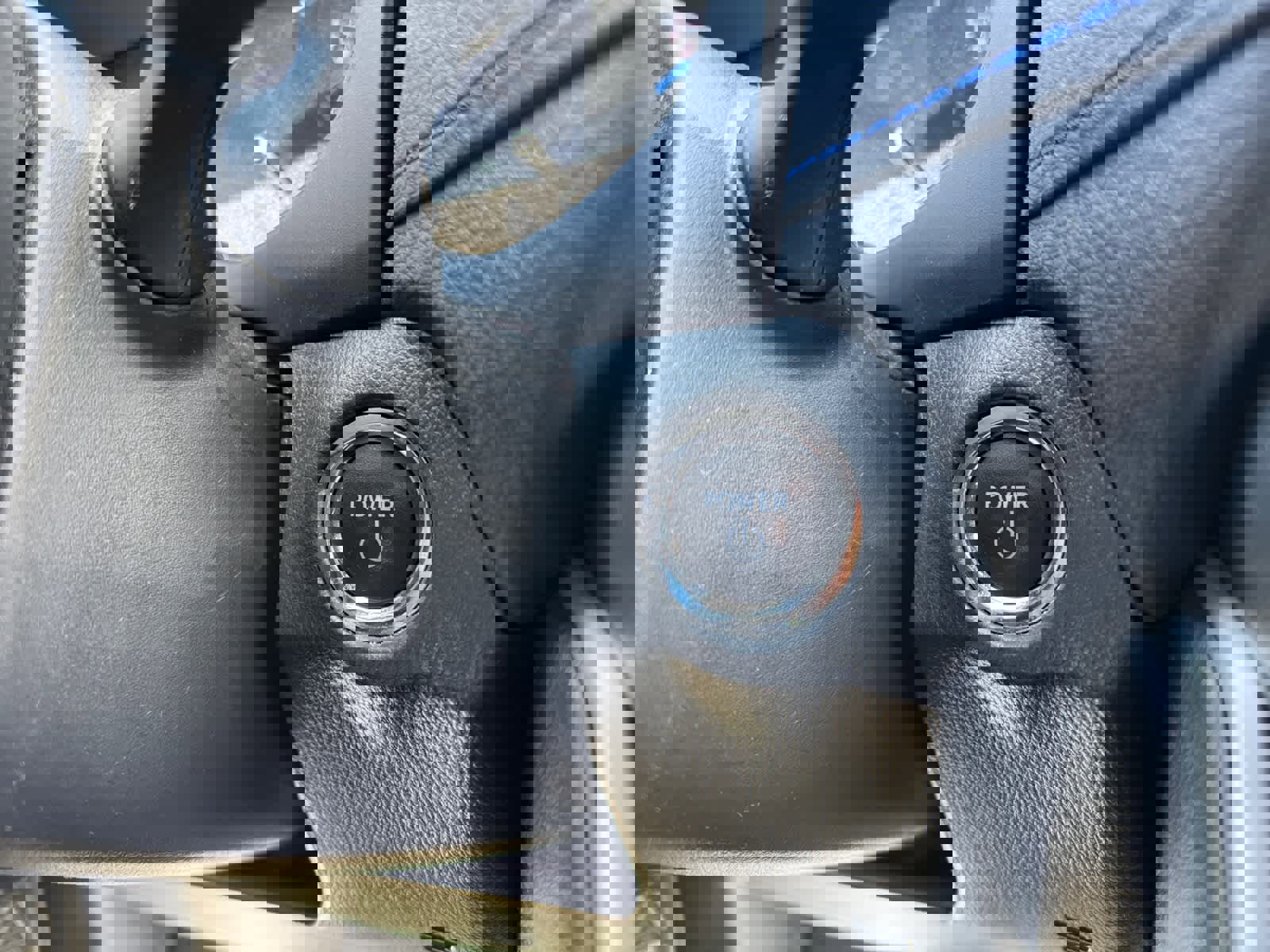 Used 2023 Toyota RAV4 SE w/ SE Grade Weather Package image 6