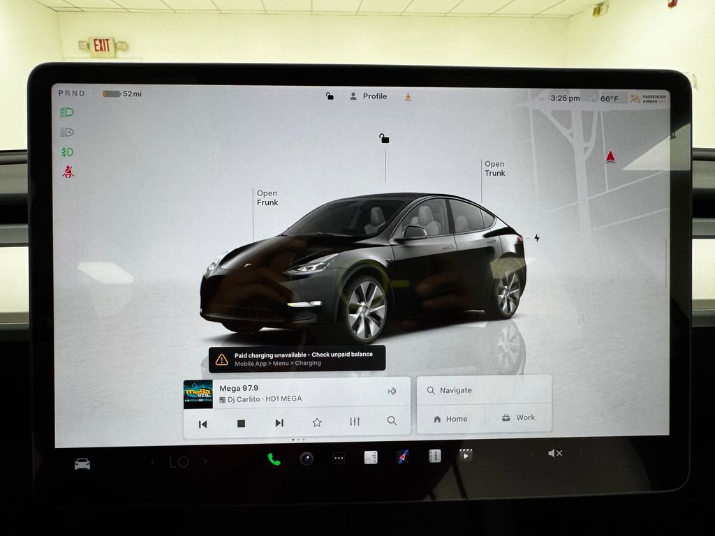 Used 2024 Tesla Model Y Long Range image 18