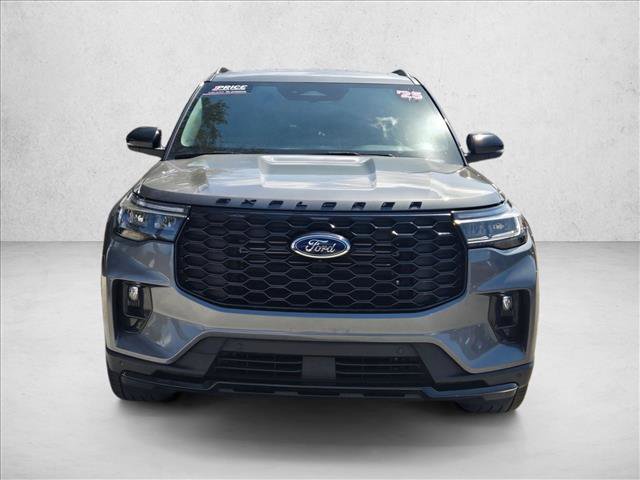 Used 2025 Ford Explorer ST-Line w/ ST-Line Street Pack AWD/4WD video 2