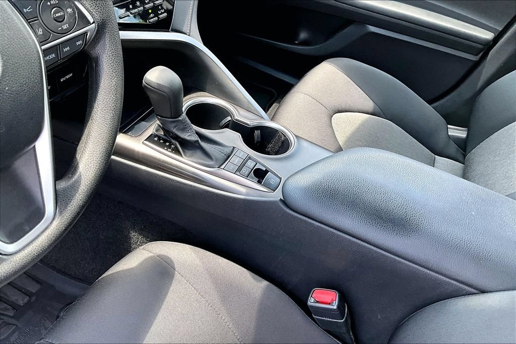 Used 2021 Toyota Camry LE w/ Protection Package (Q2) (TMS) FWD image 16