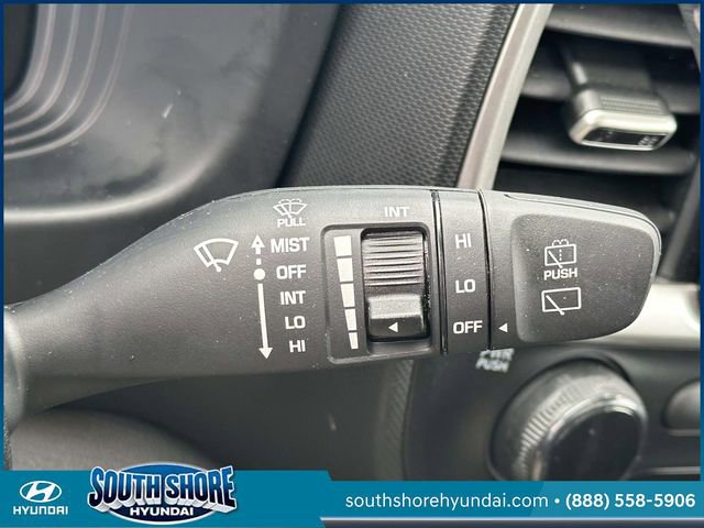 Certified 2023 Hyundai Venue SEL w/ Cargo Package image 24