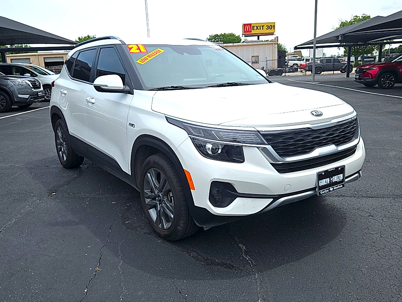 Used 2021 Kia Seltos S AWD/4WD image 3