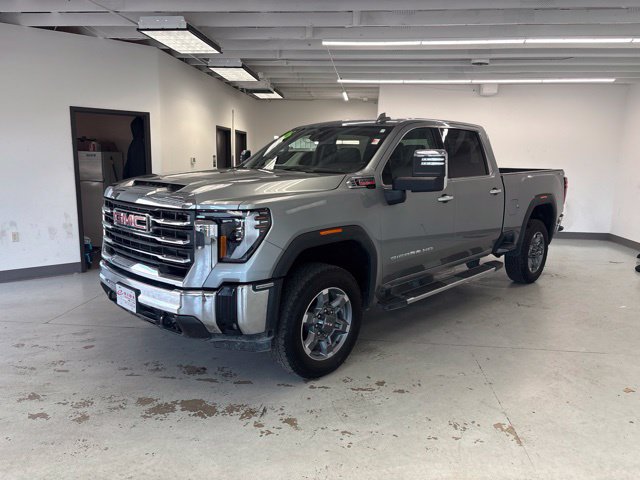 Used 2026 GMC Sierra 2500 SLT AWD/4WD image 3