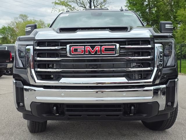 New 2026 GMC Sierra 3500 SLE w/ SLE Value Package AWD/4WD image 10