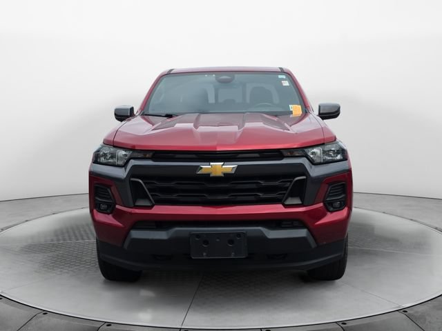 Used 2023 Chevrolet Colorado LT w/ LT Convenience Package II AWD/4WD image 8