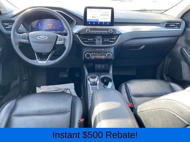 Used 2022 Ford Escape Titanium image 6