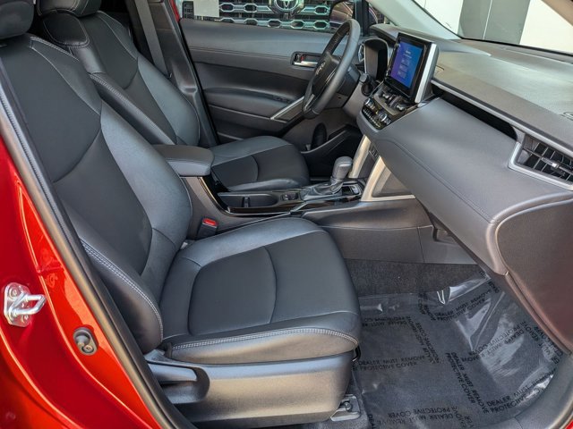 Certified 2025 Toyota Corolla Cross XLE w/ Convenience Package image 19